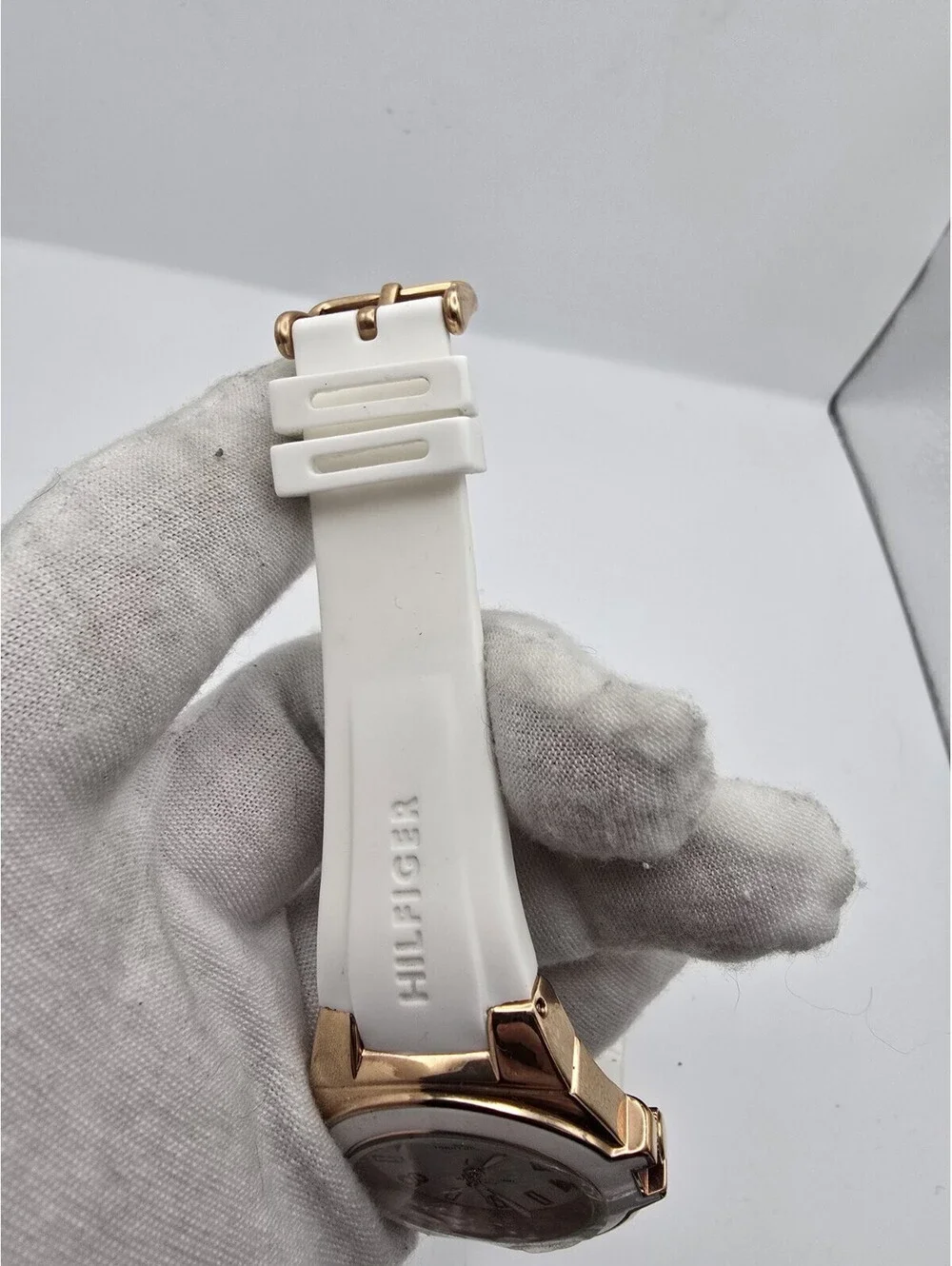 Tommy Hilfiger Gold Bezel Women's White Silicone Strap Watch